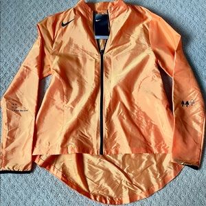 Nike Women’s Repel water repellent Jacket